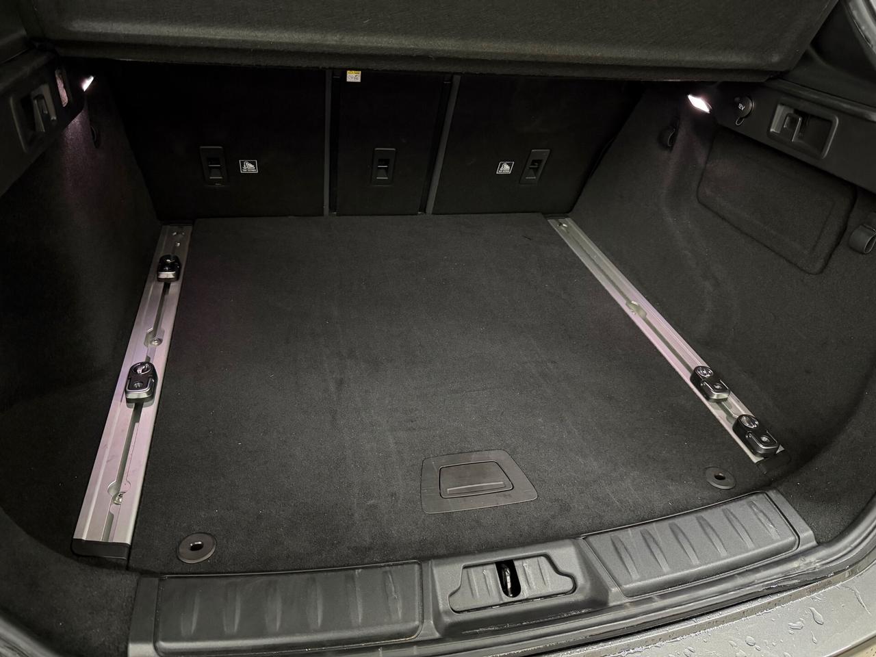 Jaguar F-Pace 240cv R-Sport - 24 MESI DI GARANZIA