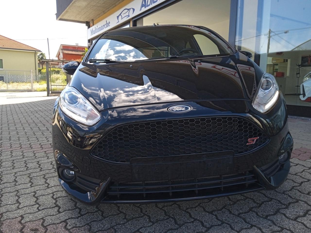Ford Fiesta ST SPORT PACK 1-2 SENS PARK VETRI SCURI INTERNI PELLE/TESSUTO PRONTA CONSEGNA