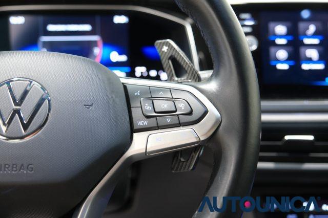 VOLKSWAGEN Polo 1.0 TSI DSG R-LINE AUTOMATICA NEOPATENTATI