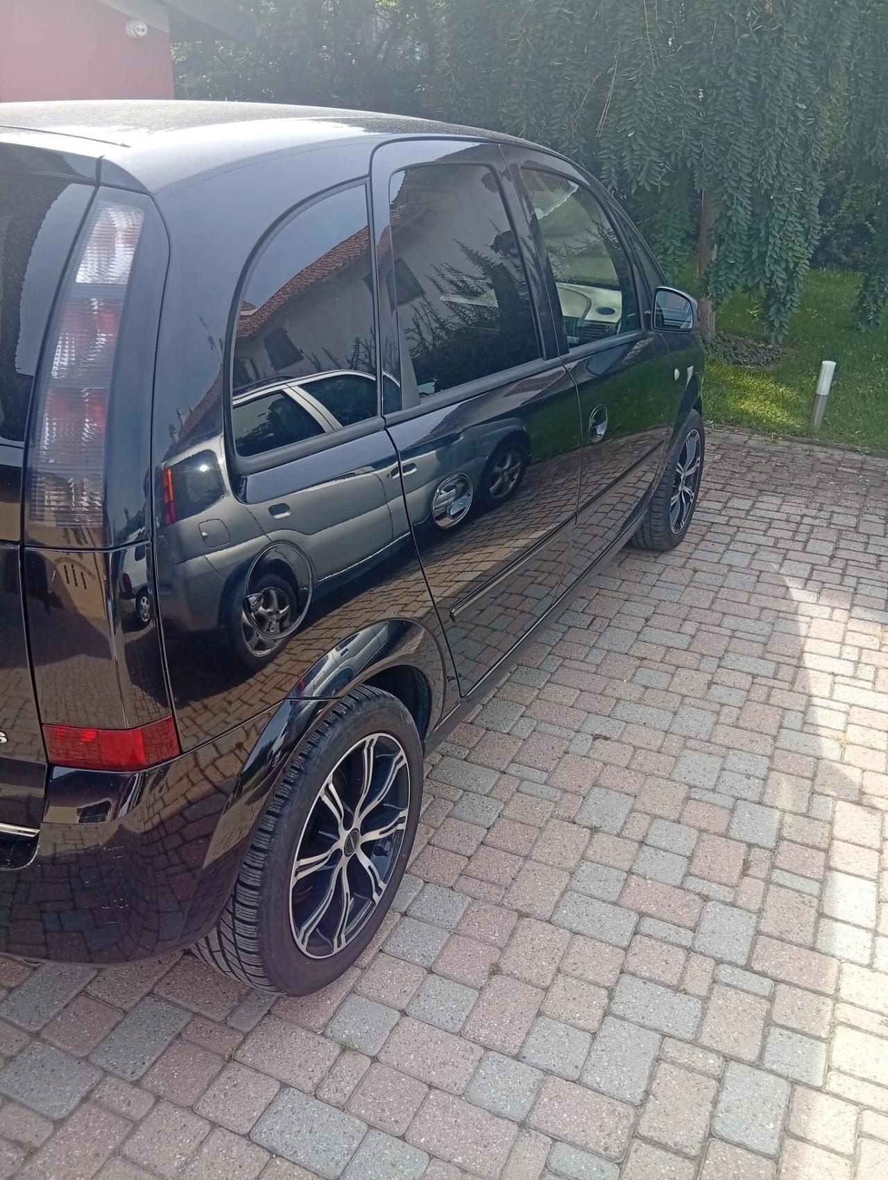 Opel Meriva 1.6 16V Cosmo