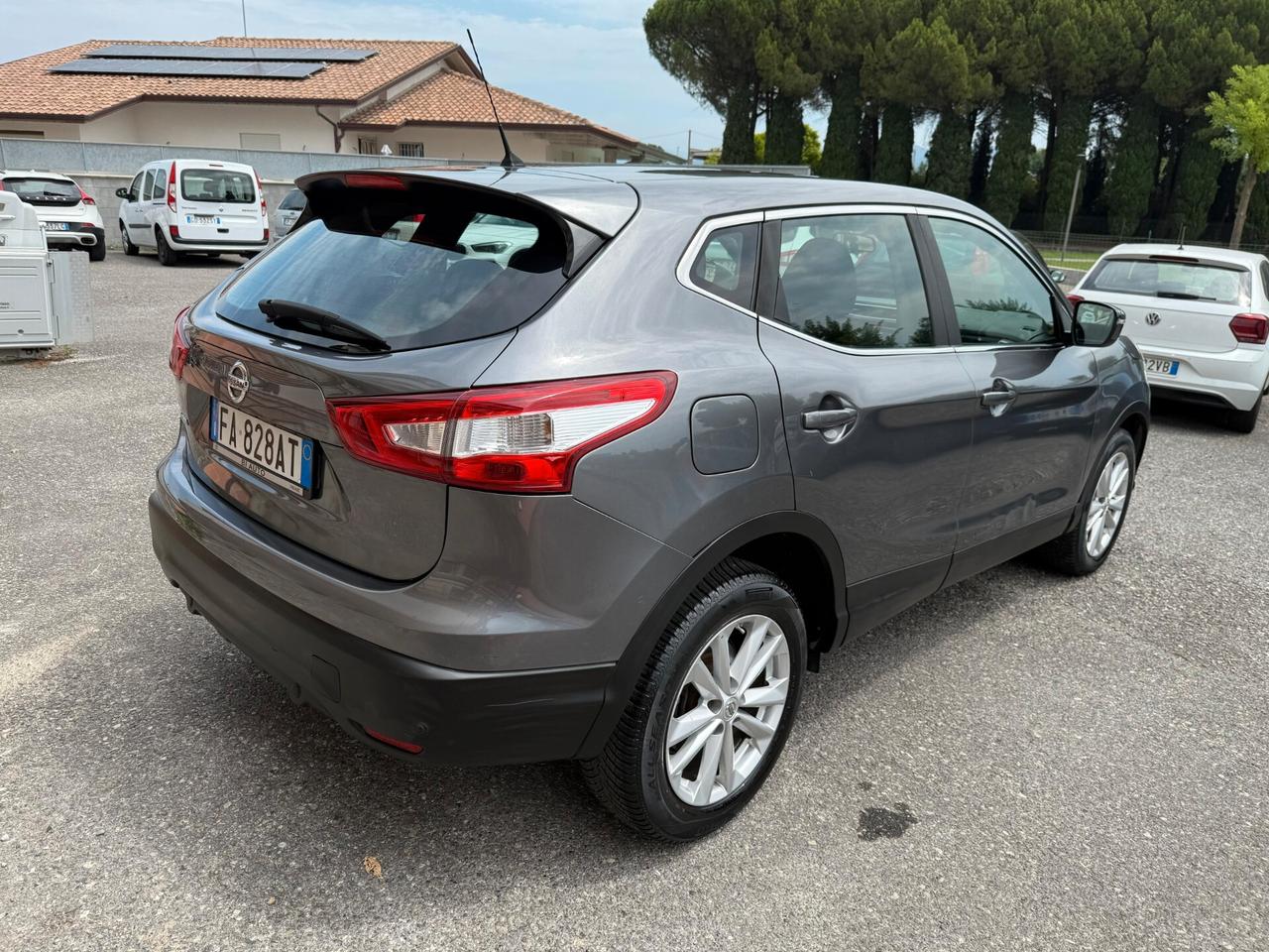 Nissan Qashqai 1.2 DIG-T Business