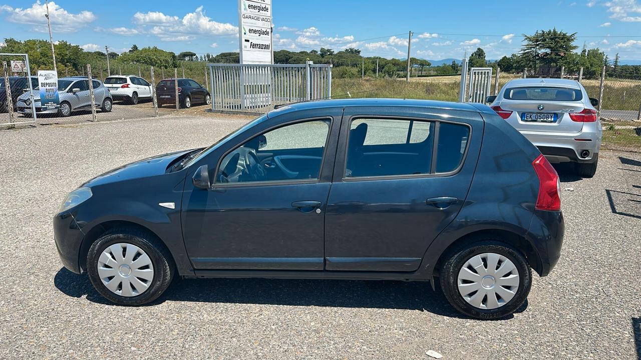 Dacia Sandero 1.4 8V GPL Lauréate