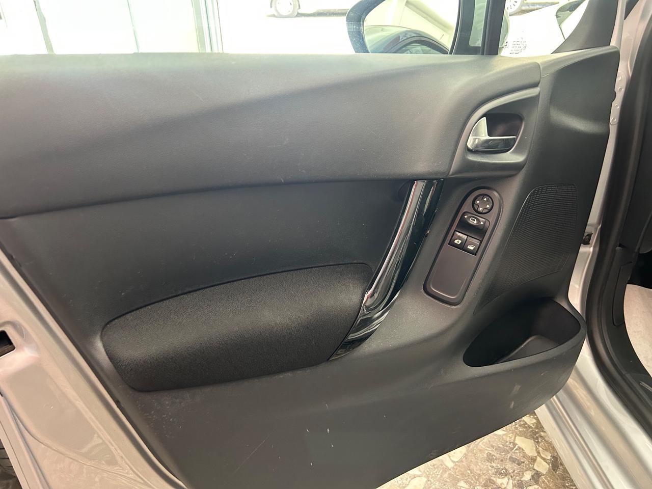 Citroen C3 1.4 HDI A/C Neo Patentati
