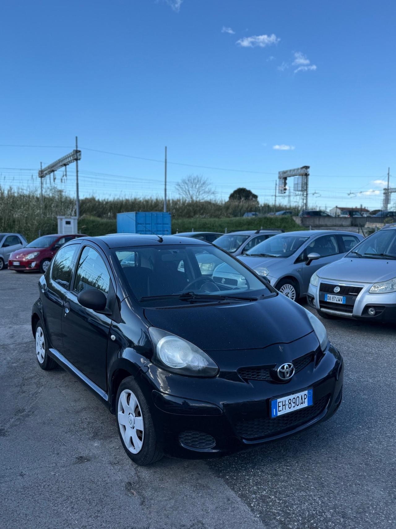 Toyota Aygo 1.0 12V VVT-i 5 porte