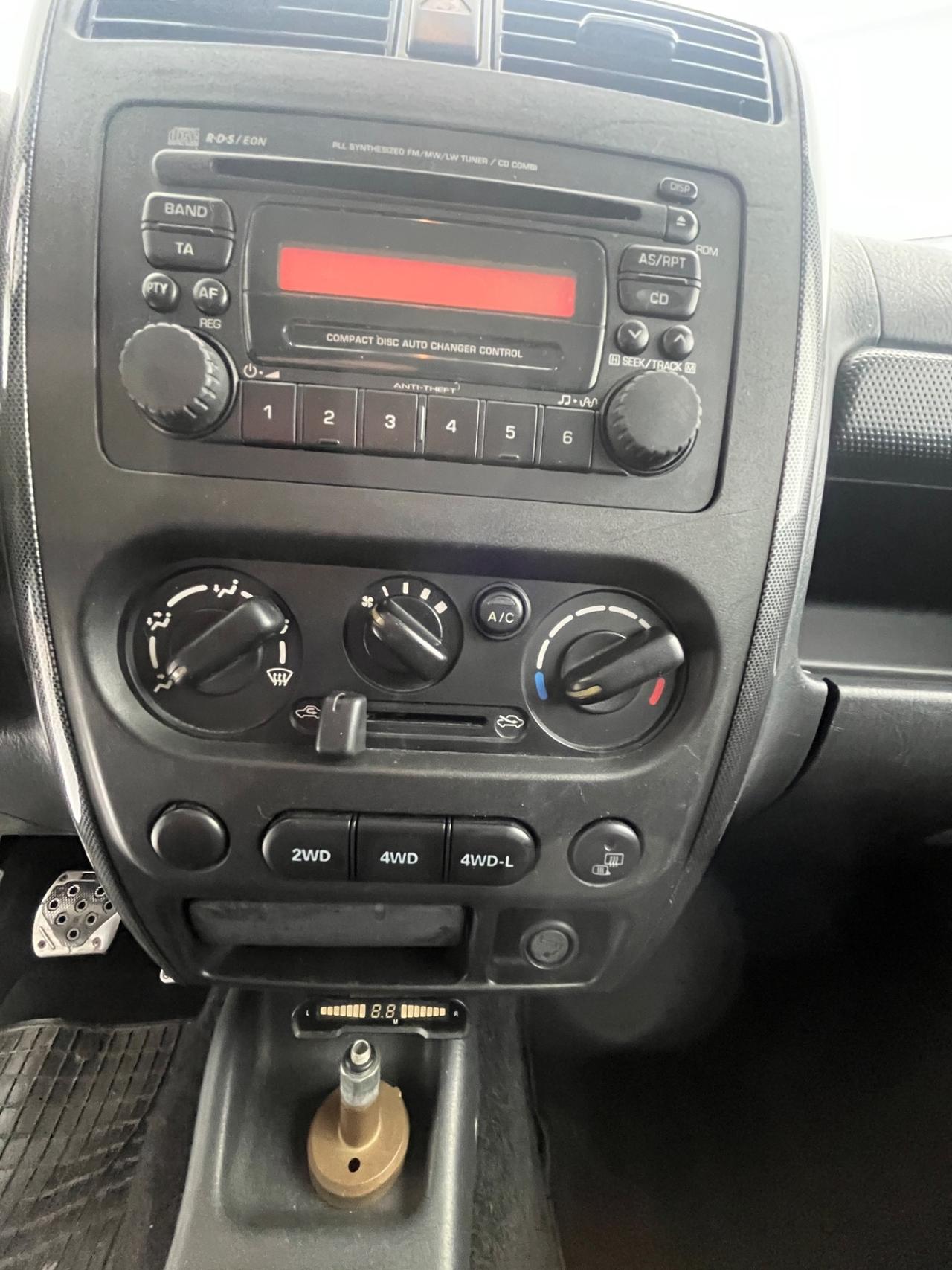 Suzuki Jimny 1.3i 16V cat 4WD JLX Più
