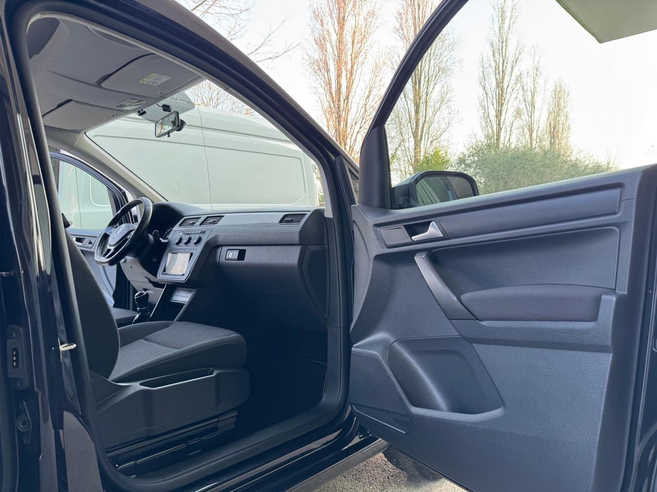 Volkswagen Caddy 2.0 TDI 5P 1Prop GARANZIA 24 MESI