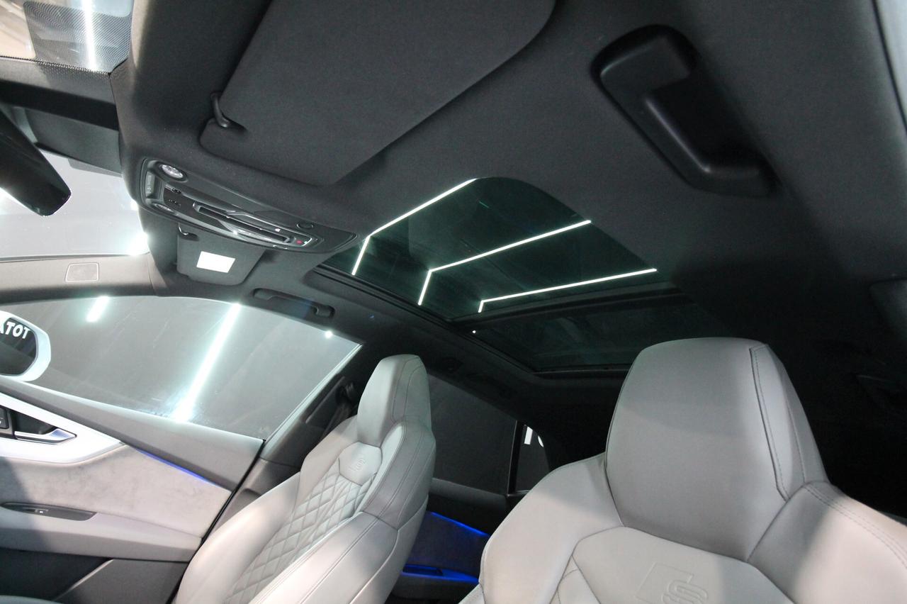 AUDI Q8 50 TDI 286 CV