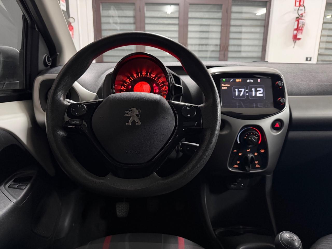 Peugeot 108 1.0 VTi (69) 5p Allure Top 2014