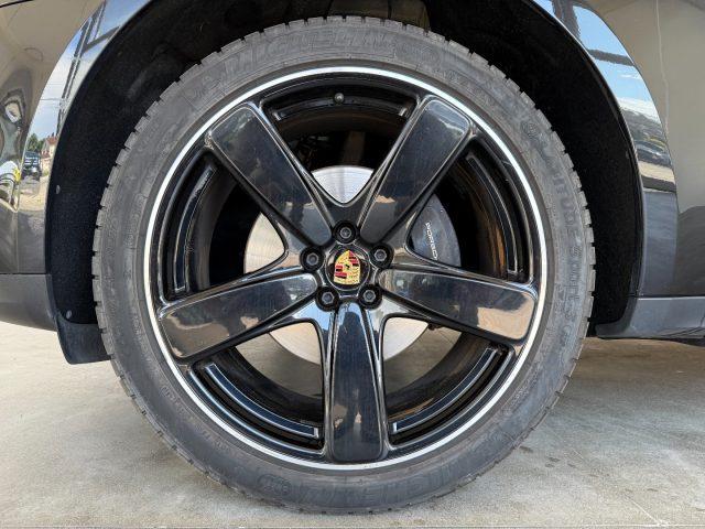 PORSCHE Macan 2.0 SOSPENSIONI PNEUMATICHE