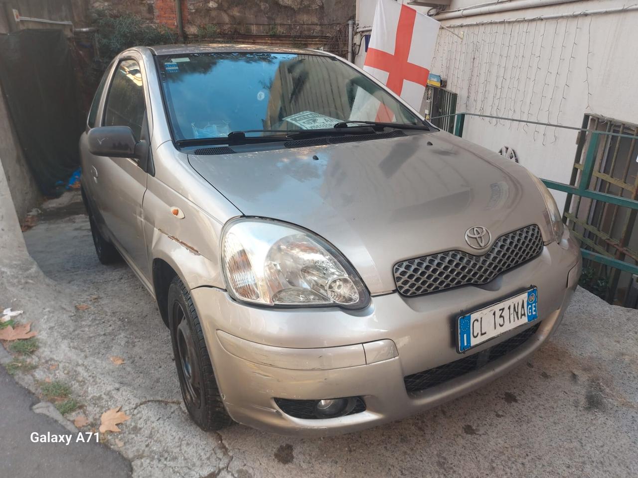 Toyota Yaris 1.3i 16V cat 3 porte Sol Blue