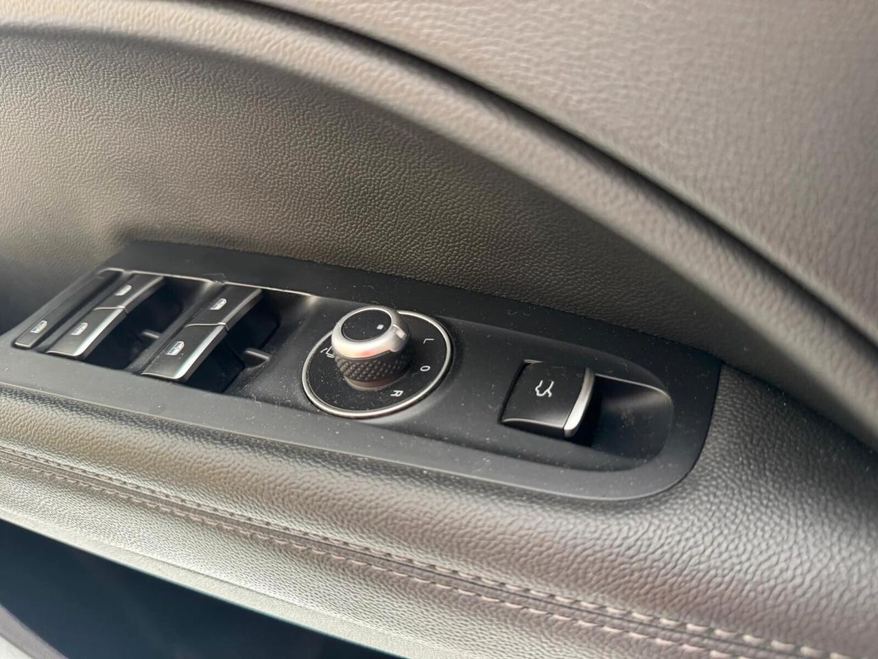 Alfa Romeo Stelvio 2.2 Turbodiesel 210 CV AT8 Q4 Executive