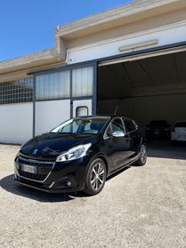Peugeot 208 PureTech 82 5p. GPL Allure
