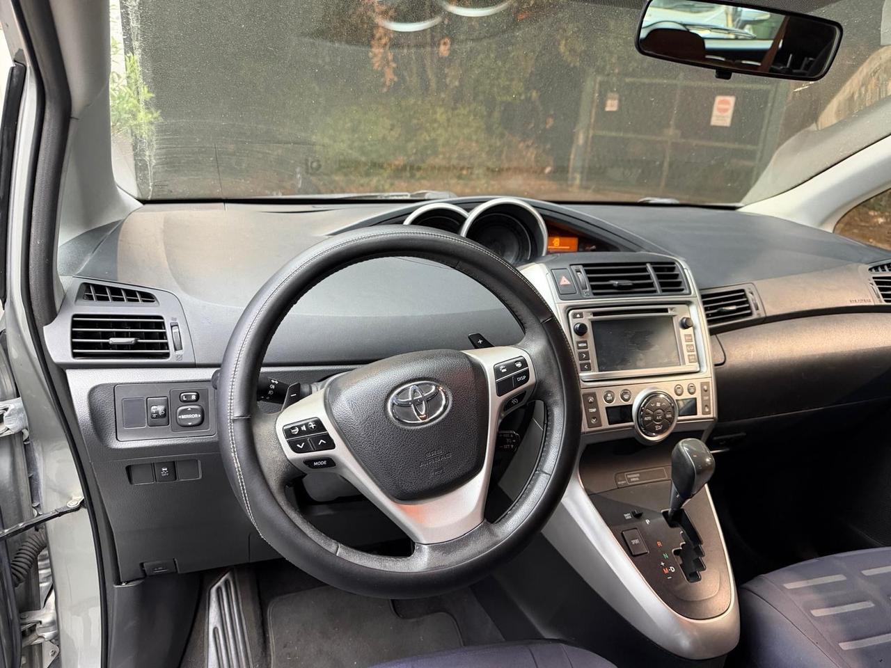 Toyota Verso 2.2 D-Cat 150 CV aut. Active 7 posti