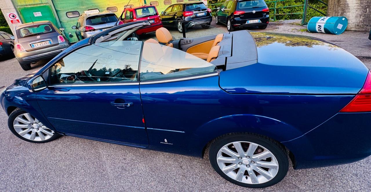 Ford Focus 2.0 TDCi (136CV) CC Tit. Cabriolet !!!!