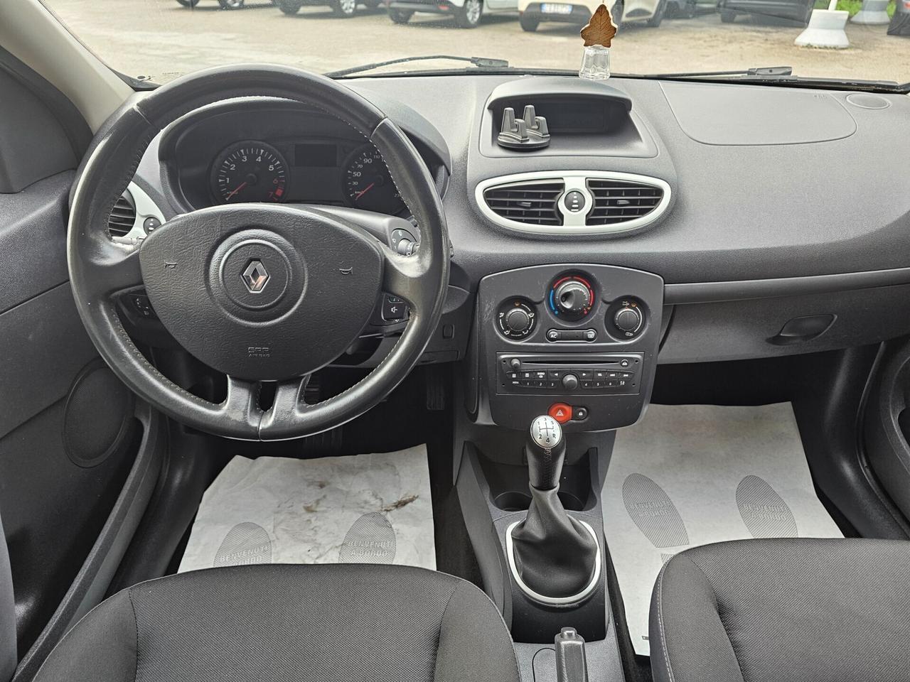 Renault Clio Sw - 1.2B 100 CV - Neopatentati