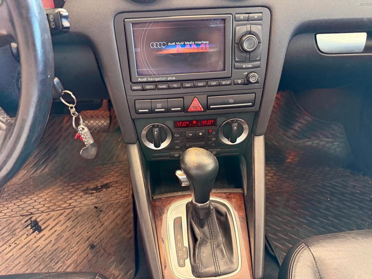 Audi A3 2.0 16V FSI Attraction