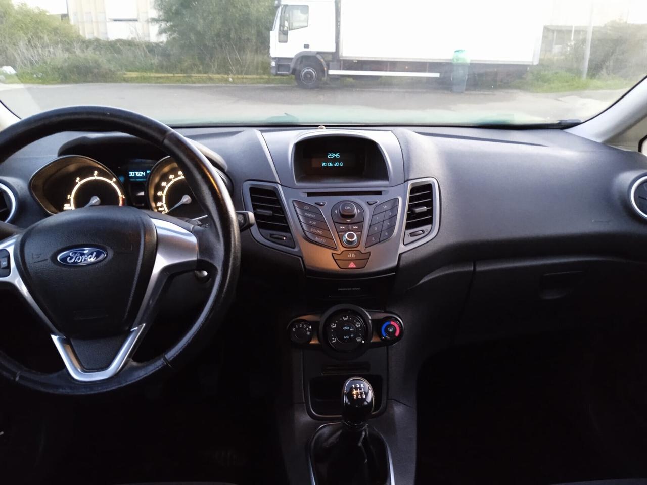 Ford Fiesta 1.5 TDCi 75CV 5 porte