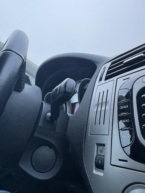 Toyota Auris 1.8 Hybrid Active-ok neopatentati-UNICO PROPRIETARIO