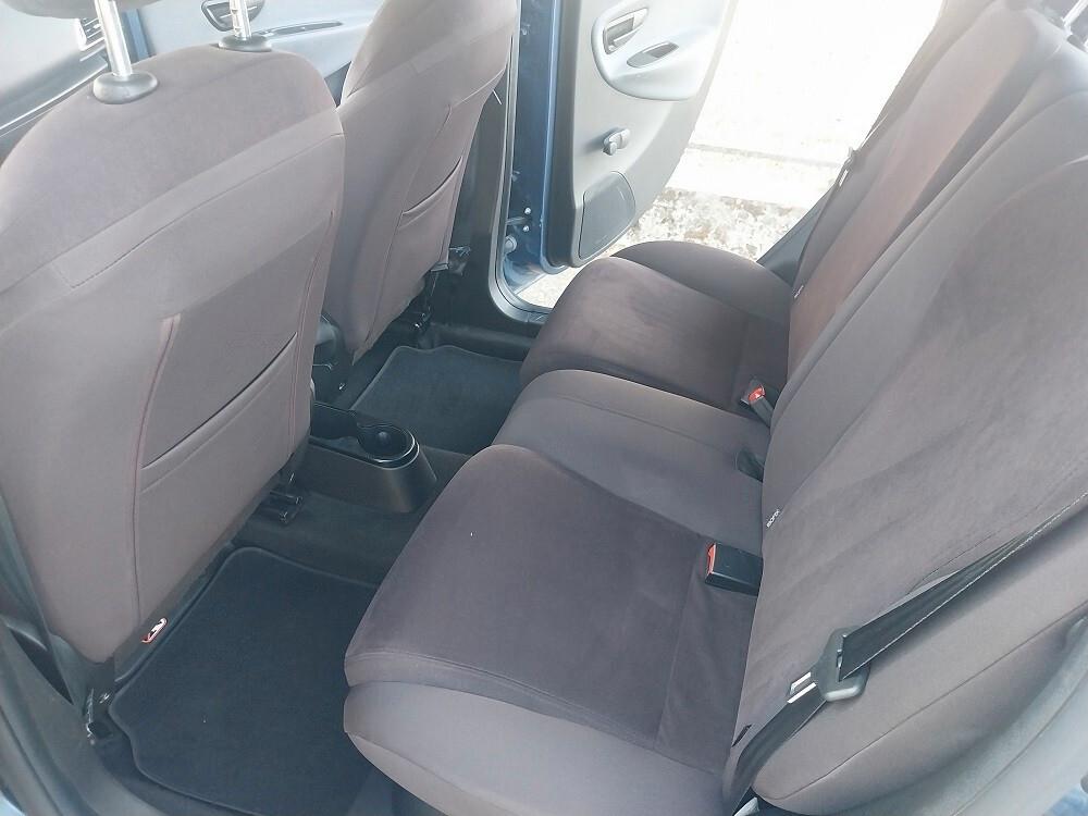 Lancia Ypsilon 1.0 FireFly 5 porte S&S Hybrid Alberta Ferretti