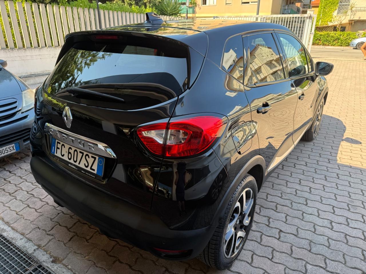 Renault Captur dCi 8V 90 CV EDC Start&Stop Energy Iconic