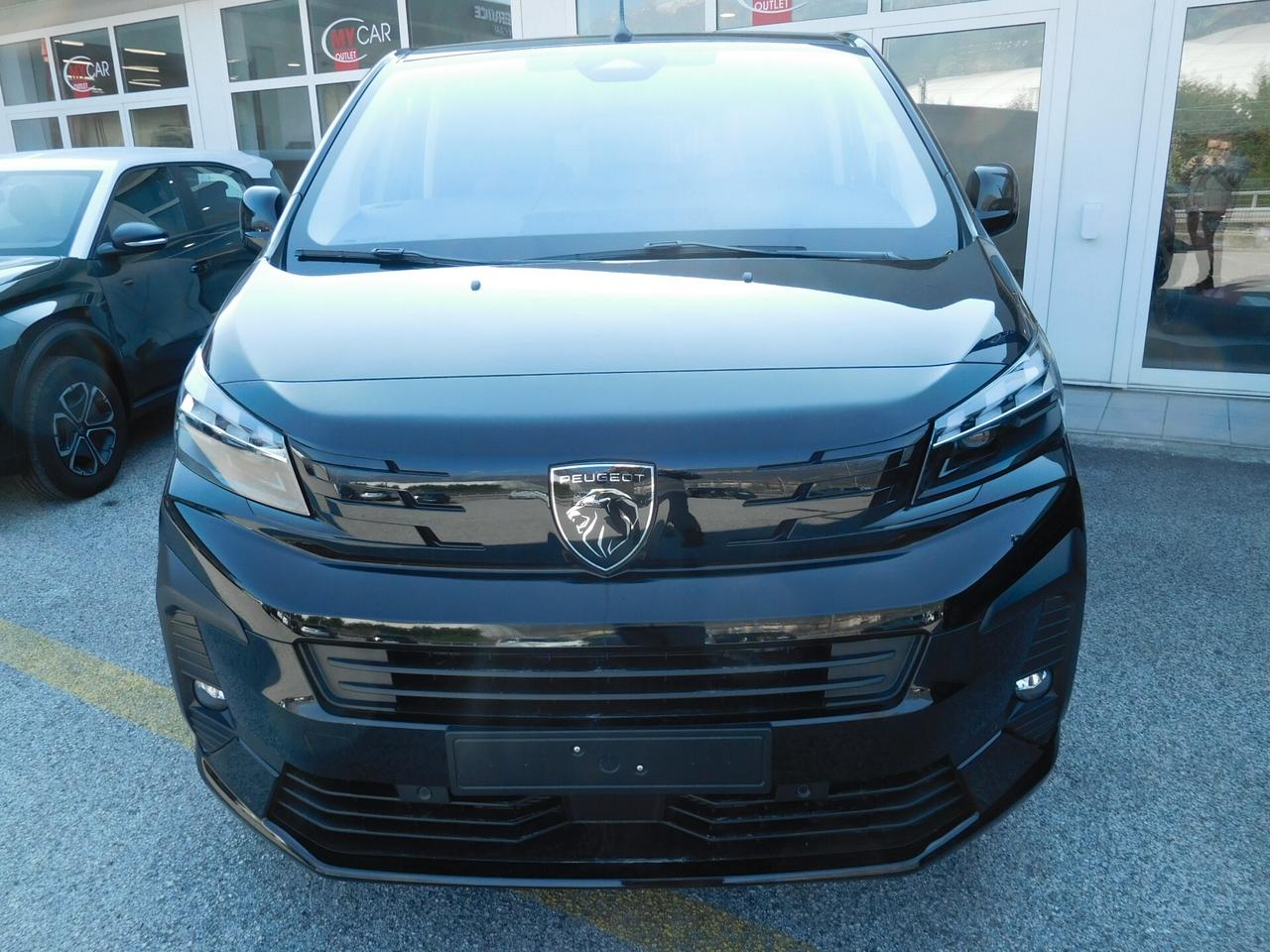 Peugeot Traveller 2.2 BlueHDi 180cv S&S EAT8 Standard Business