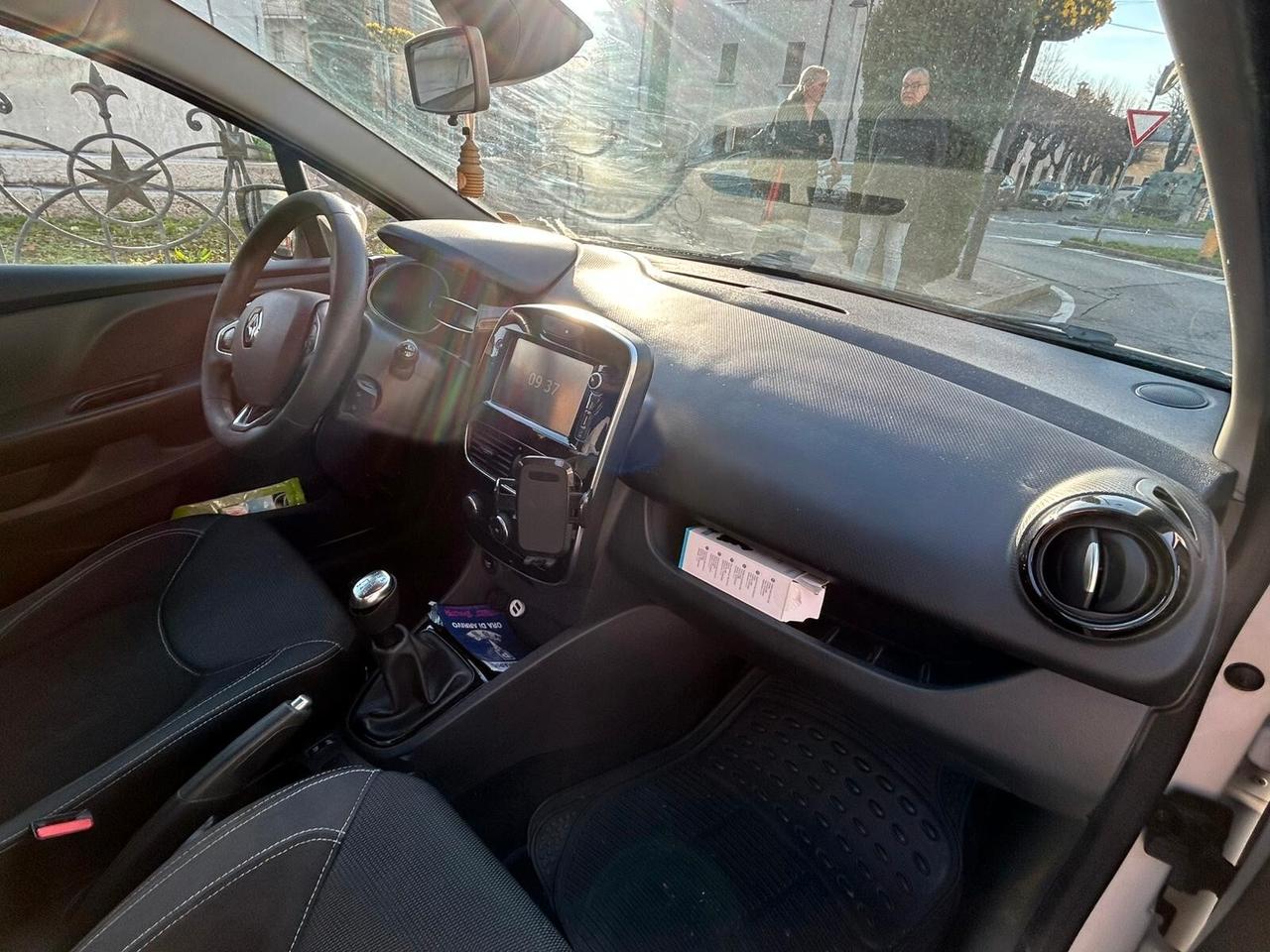 Renault Clio Sporter 0.9 tce energy 90cv ANCHE PER NEOPATENTATI