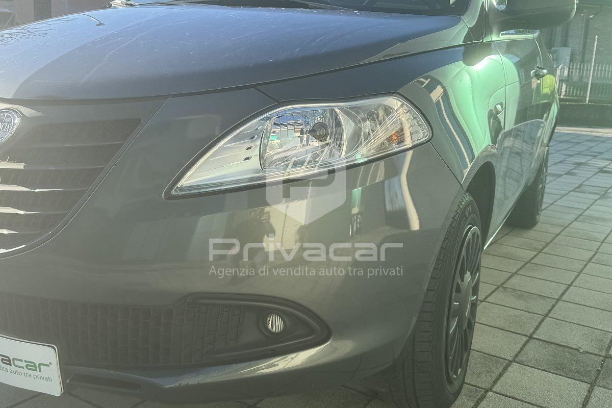 LANCIA Ypsilon 0.9 TwinAir 85 CV 5 porte Metano Ecochic Elefantino