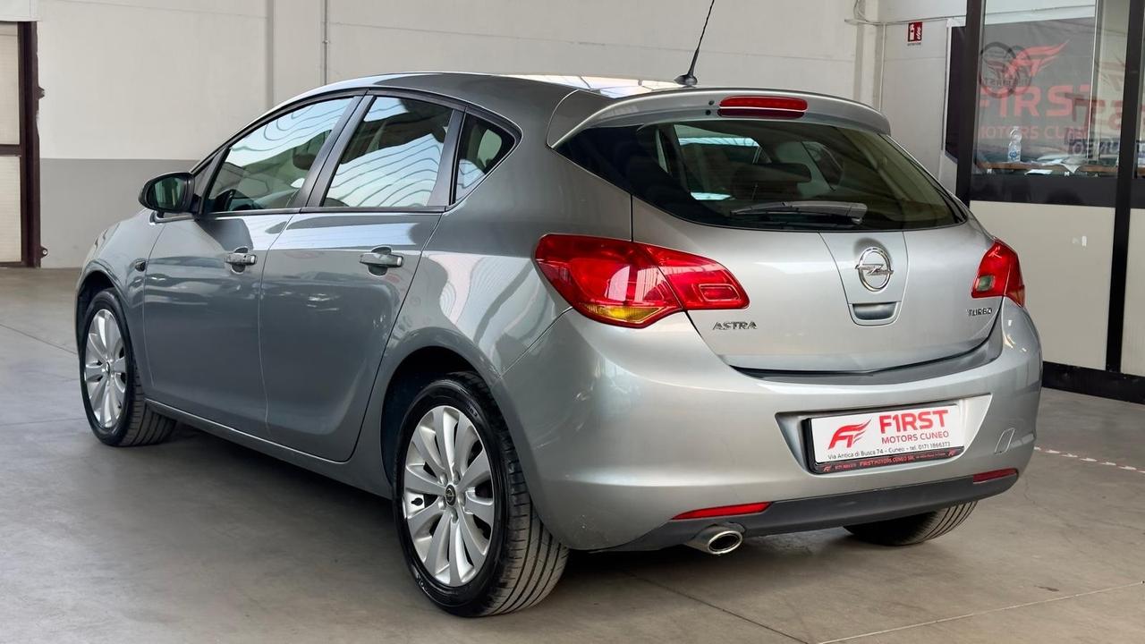 Opel Astra 1.4 Turbo 140CV 5 porte Cosmo