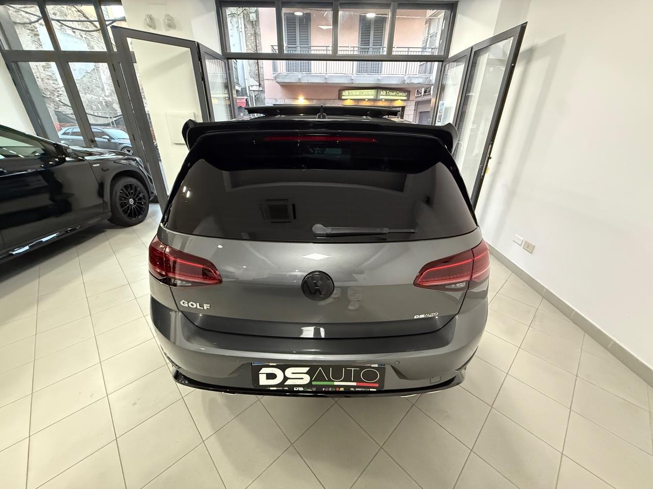 Volkswagen GOLF 1.6 TDI 115 CV DSG SPORT R LINE