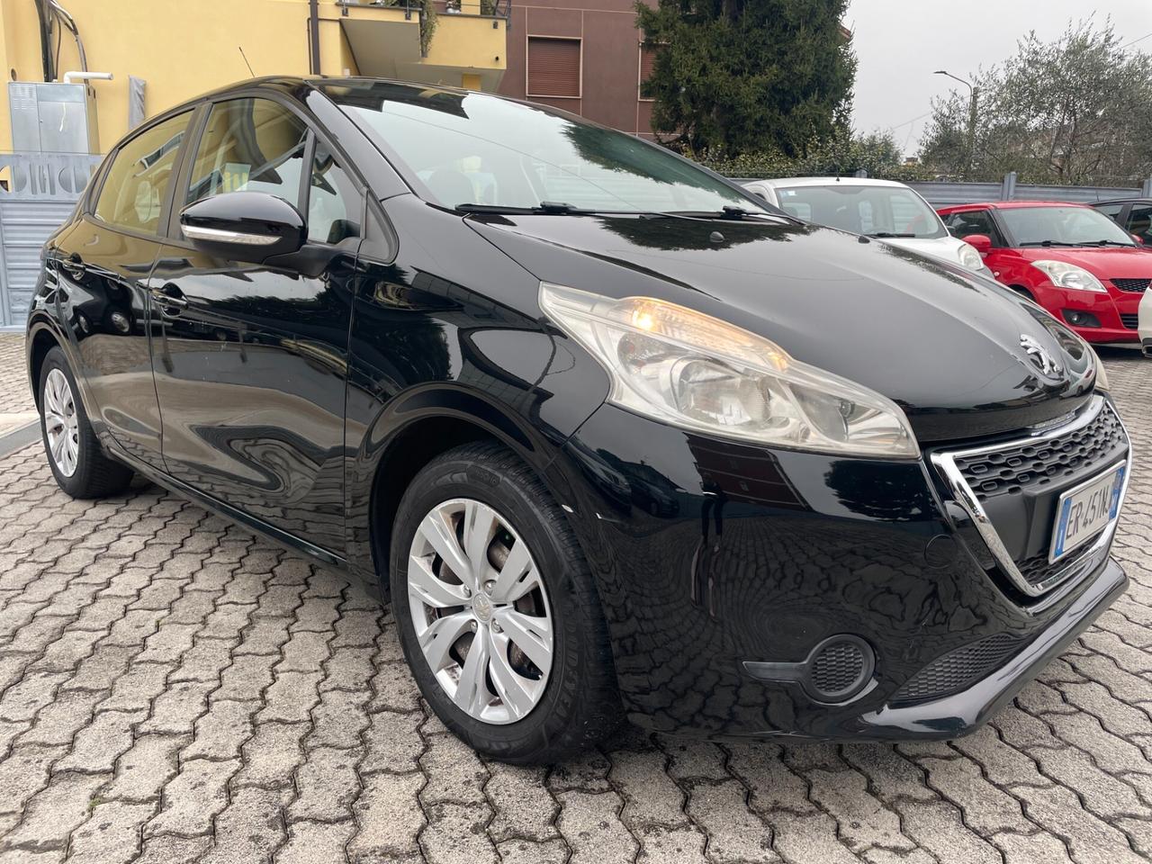 Peugeot 208 1.2 VTi 82 CV 5 porte Active IDONEA NEOPATENTATI