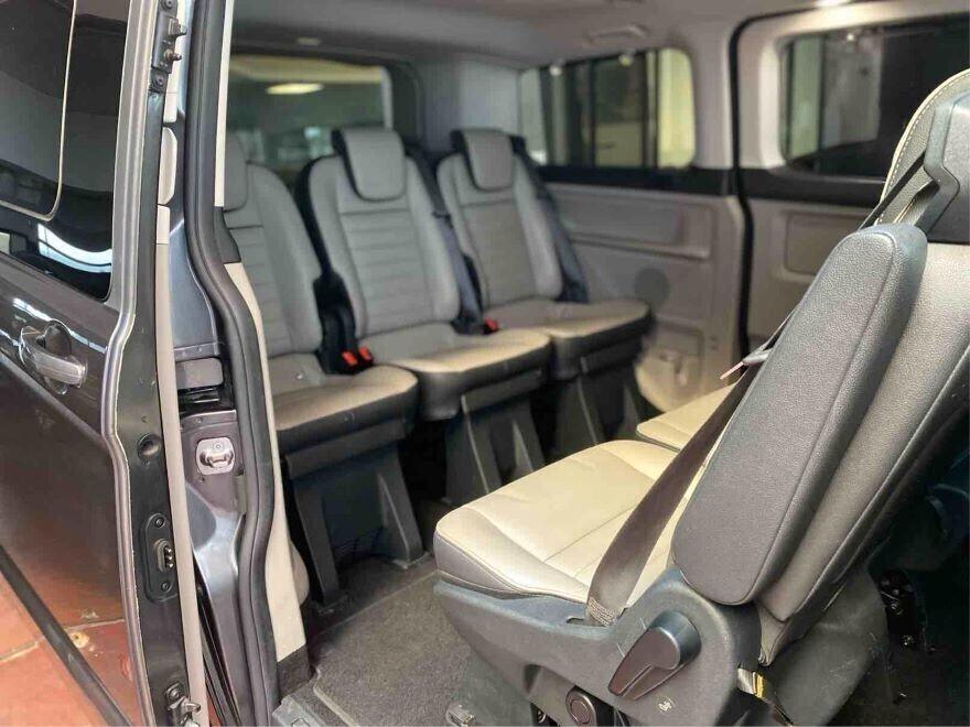 Ford Tourneo Custom 320 2.0 TDCi 185CV aut. 8 POSTI INT. PELLE NAVY Titanium
