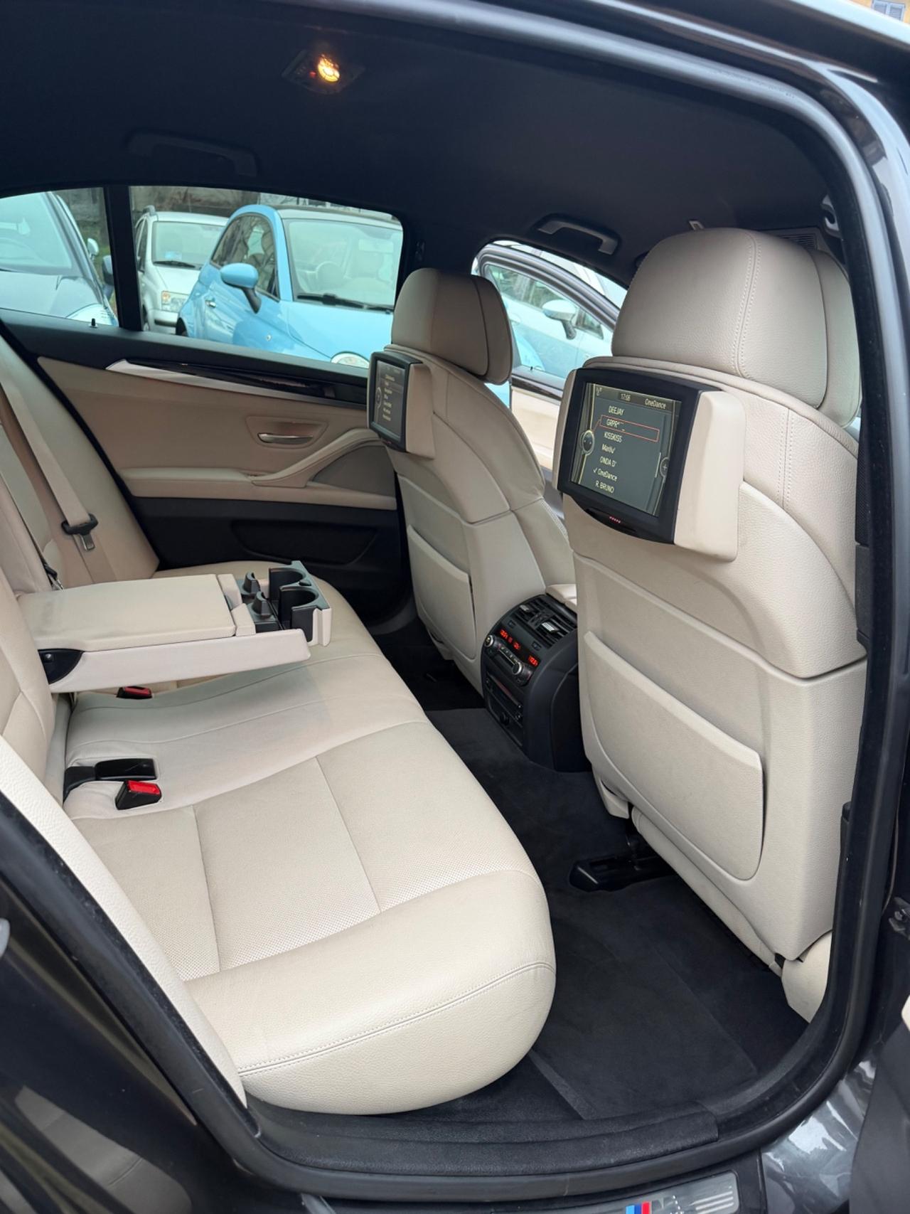 Bmw 550i MSPORT PELLE NAVI PRO KMCERT UNICOPR