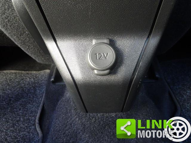 PEUGEOT 2008 1° serie 1.2 VTi 82CV Active