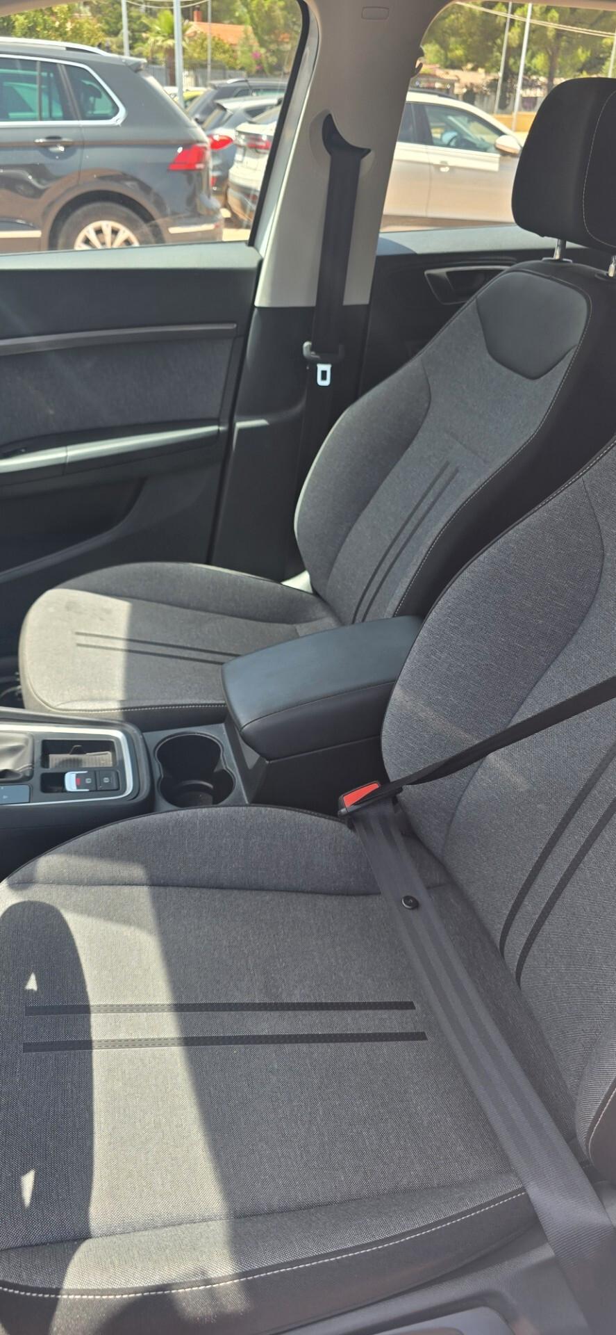 Seat Ateca 1.5 EcoTSI 150 CV Business – SUV Dinamico e Tecnologico