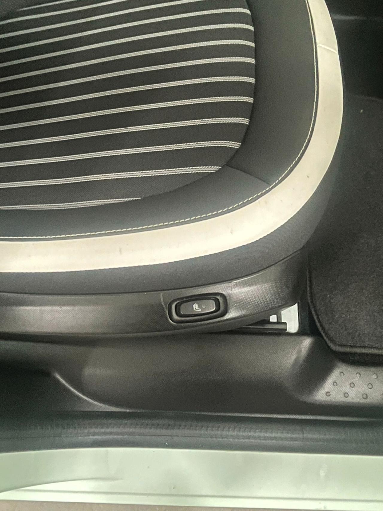 Renault Twingo SCe 65 CV FULL OPTIONAL