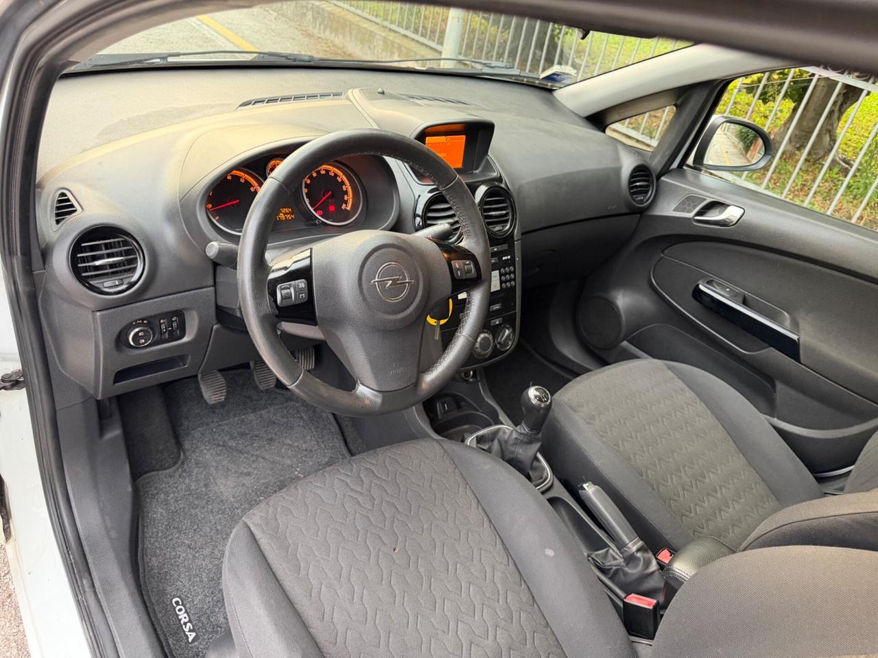 Opel Corsa 1.2 85CV 5 porte GPL-TECH Edition