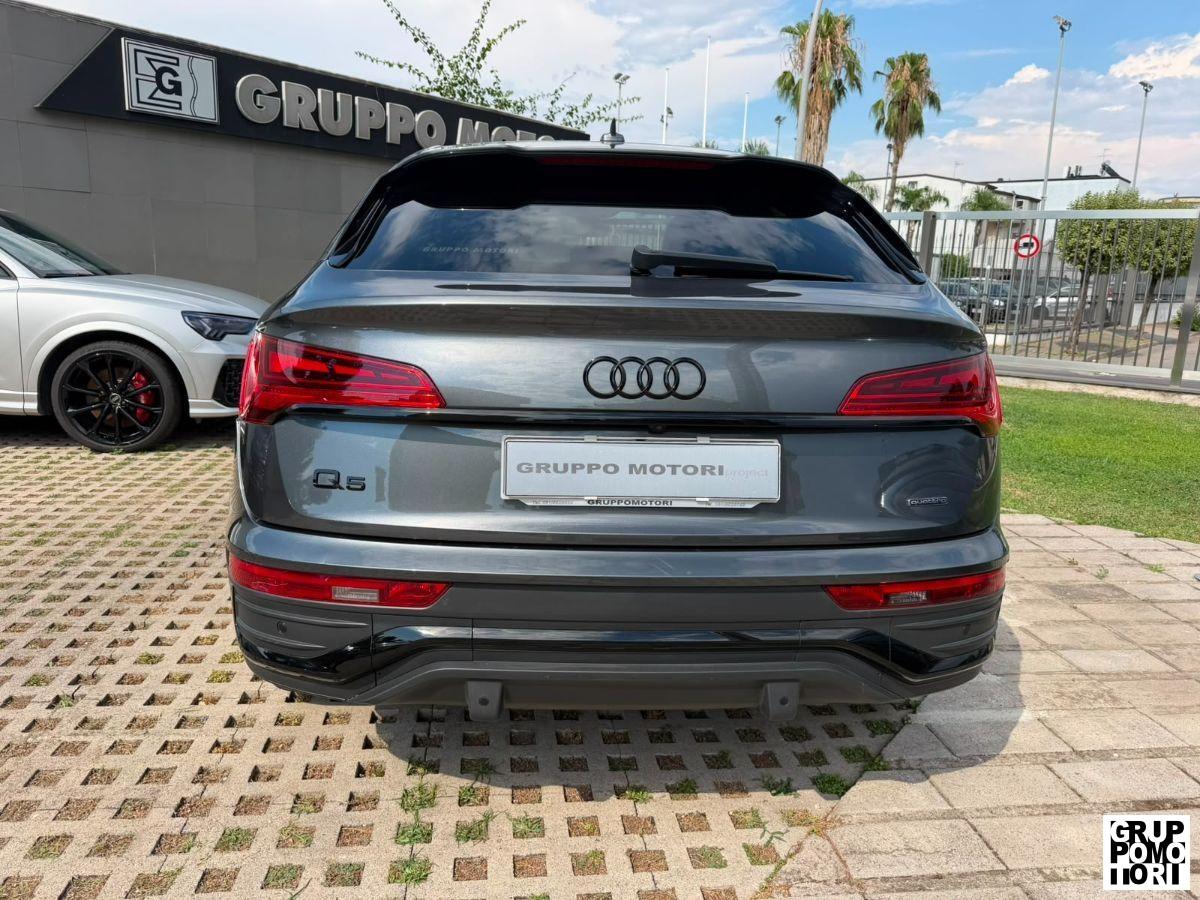 AUDI - Q5 Sportback - Q5 SPB 40 TDI quattro S tronic