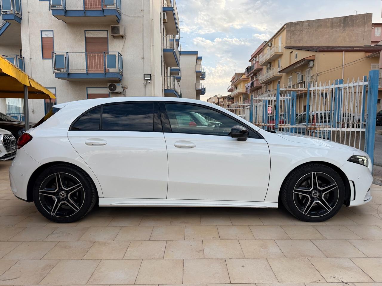 Mercedes-benz A 180 d PREMIUM AMG
