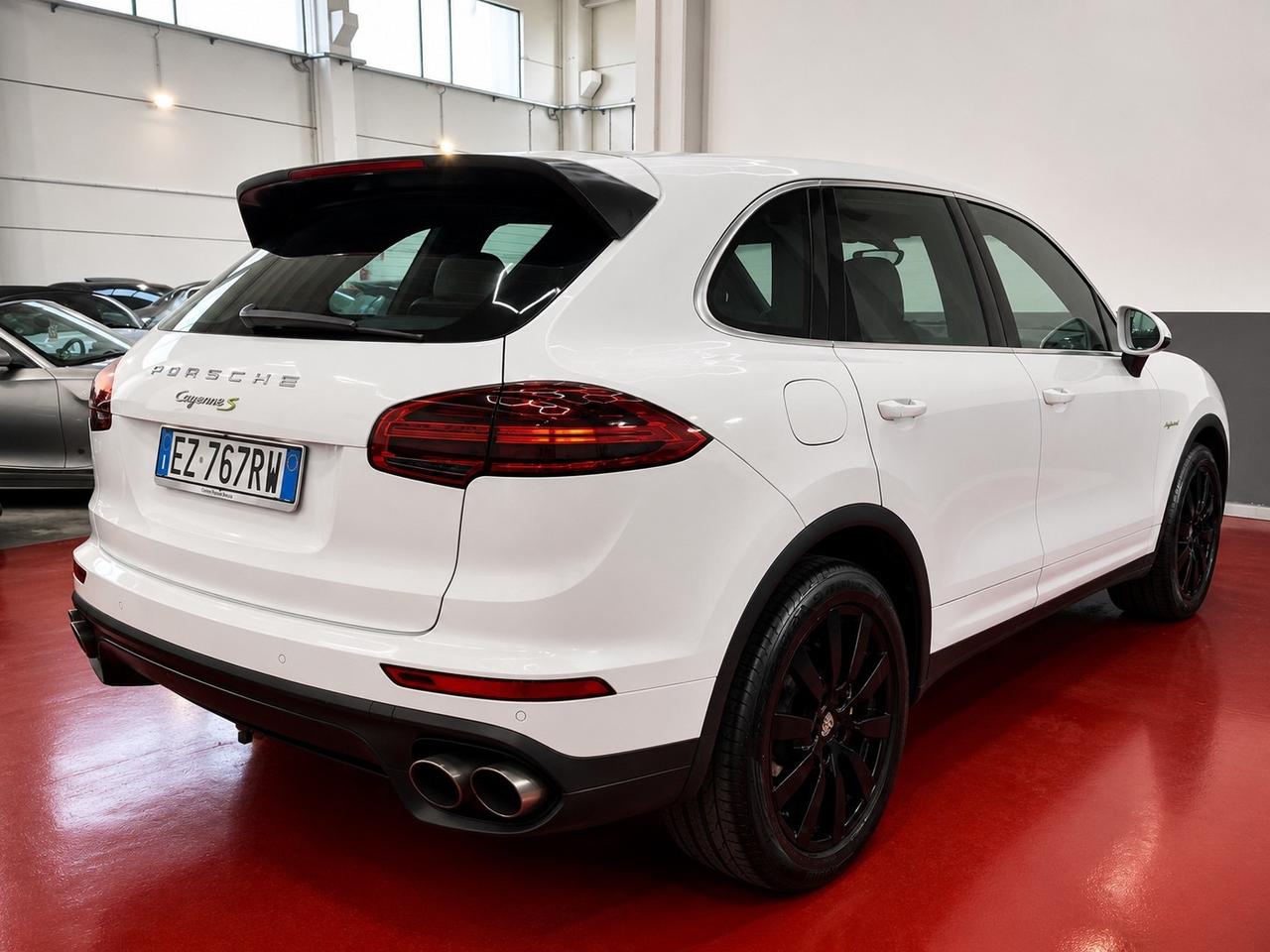Porsche Cayenne 3.0 S E-Hybrid