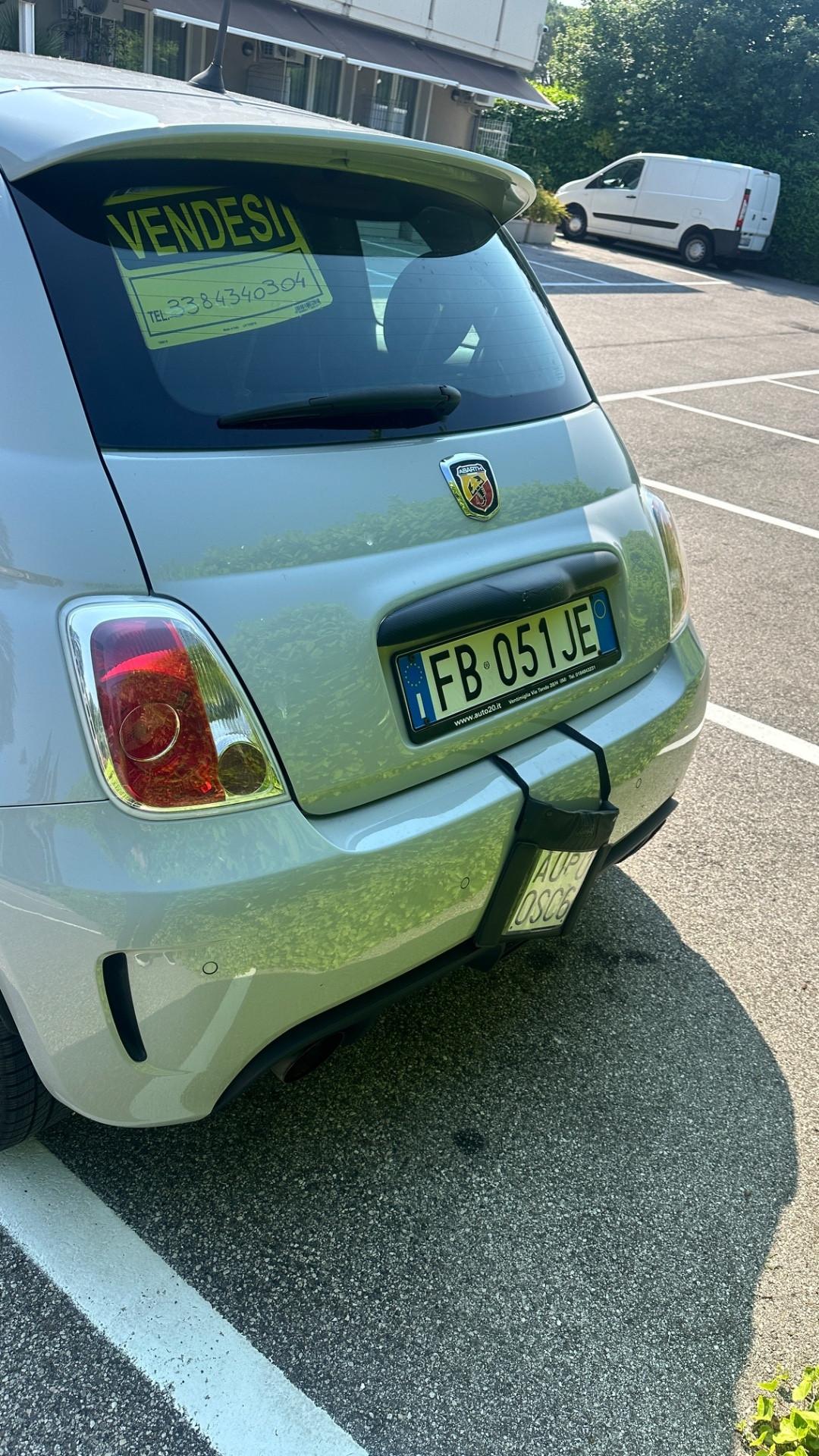 Abarth 500 1.4 Turbo T-Jet Custom