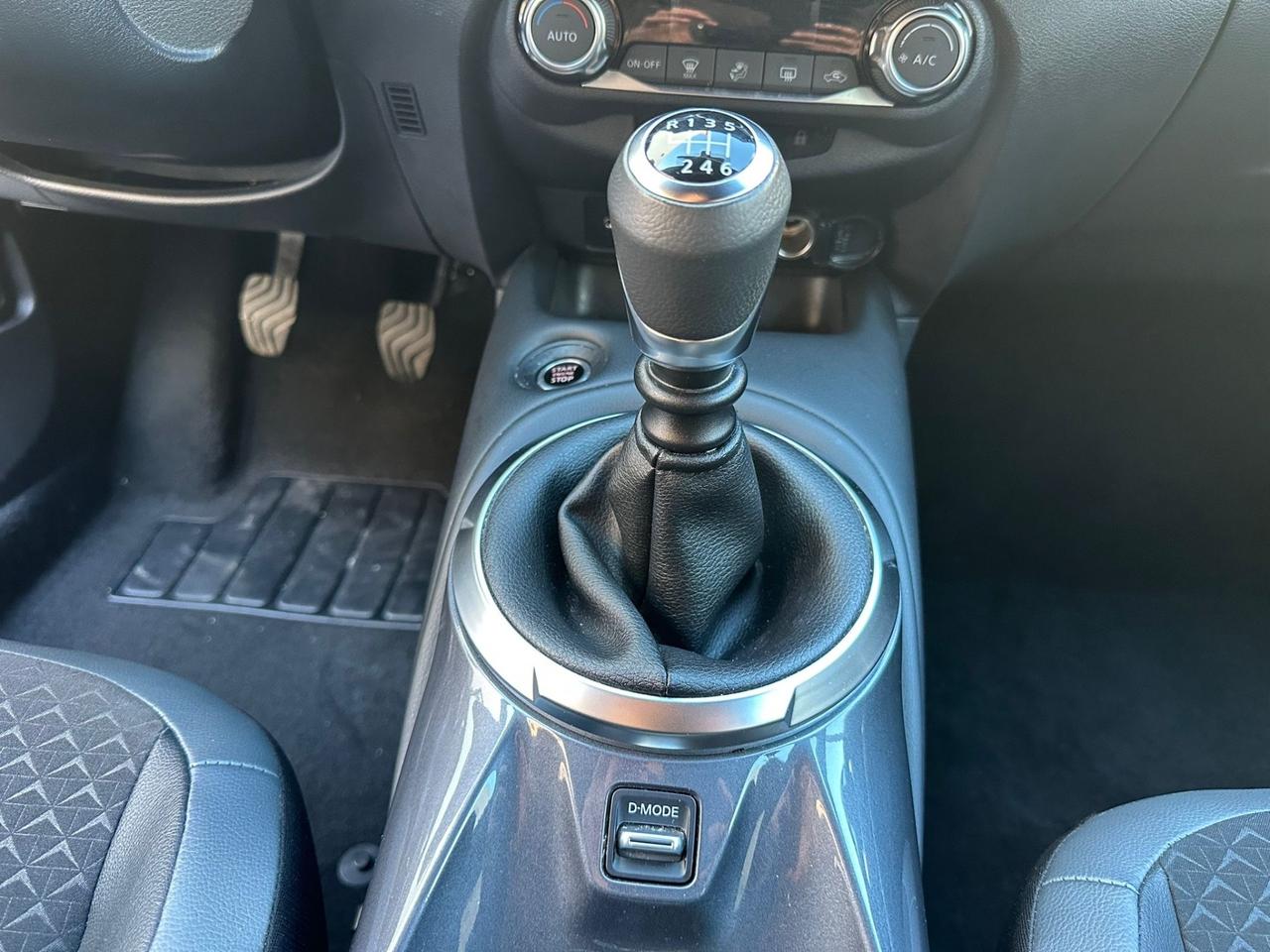 Nissan Juke 1.0 DIG-T 114 CV Tekna