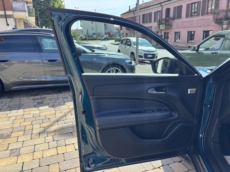 Alfa Romeo Junior 1.2 ibrida 145 cv edct6 FULL LED-APP CONNECT-17"