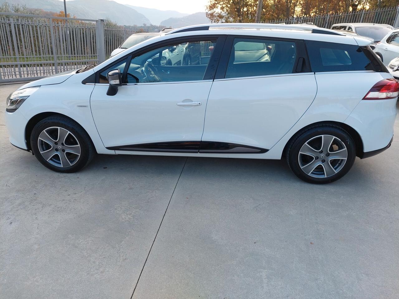 Renault Clio Sporter 1.5 dCi 8V 90CV Costume Natio