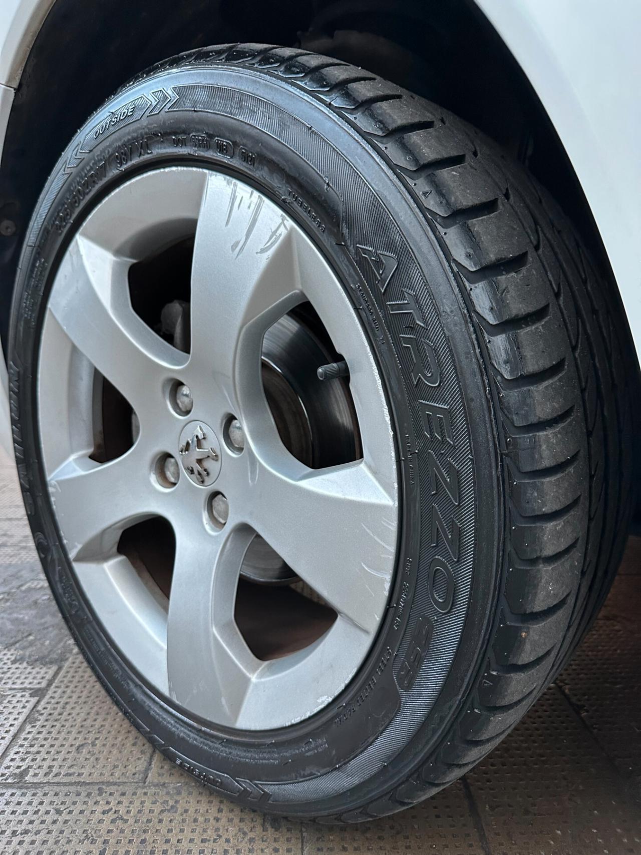 Peugeot 3008 1.6 Benz, uni prop, Euro 5, perfetta e garant