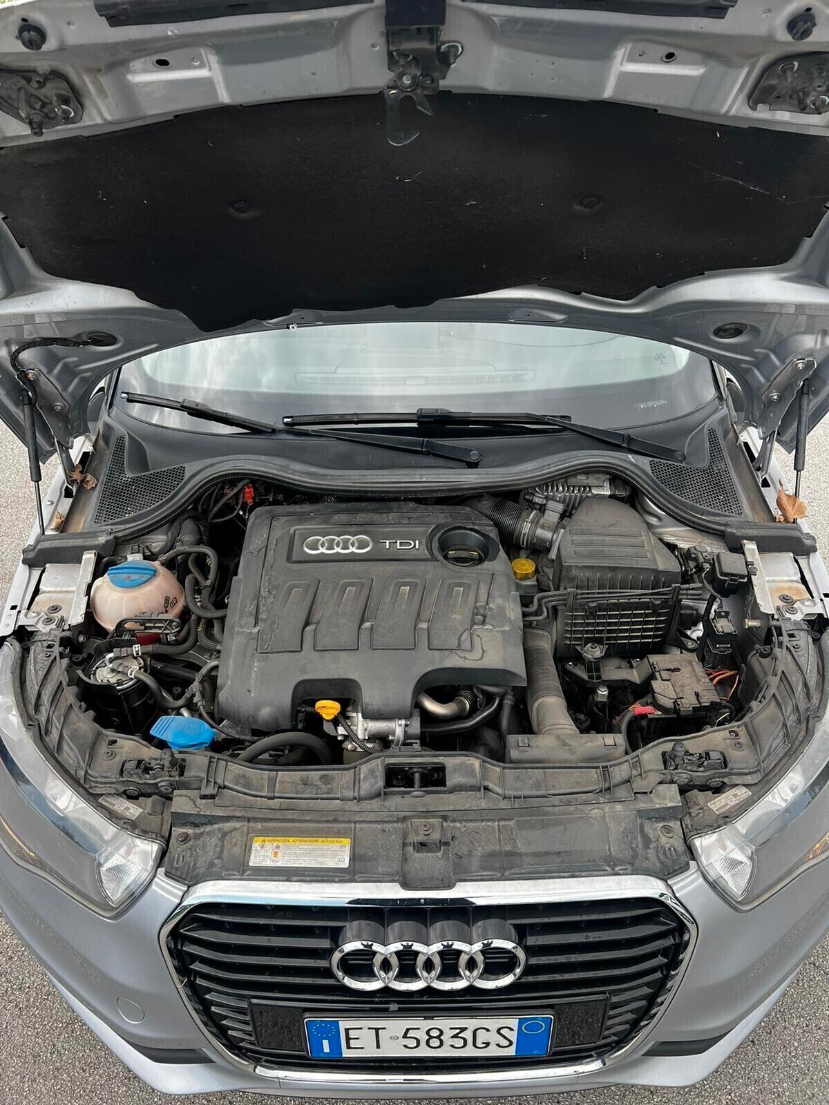 Audi A1 1.6 TDI S line edition plus