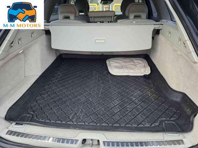 VOLVO V90 D4 AWD Geartronic Momentum