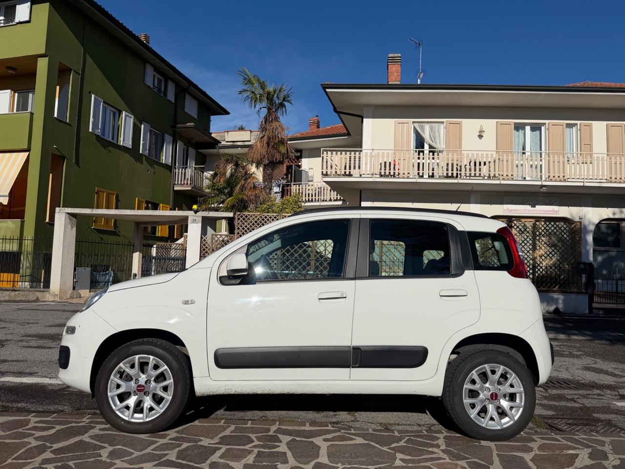 Fiat Panda 0.9 TwinAir Turbo Natural Power Lounge