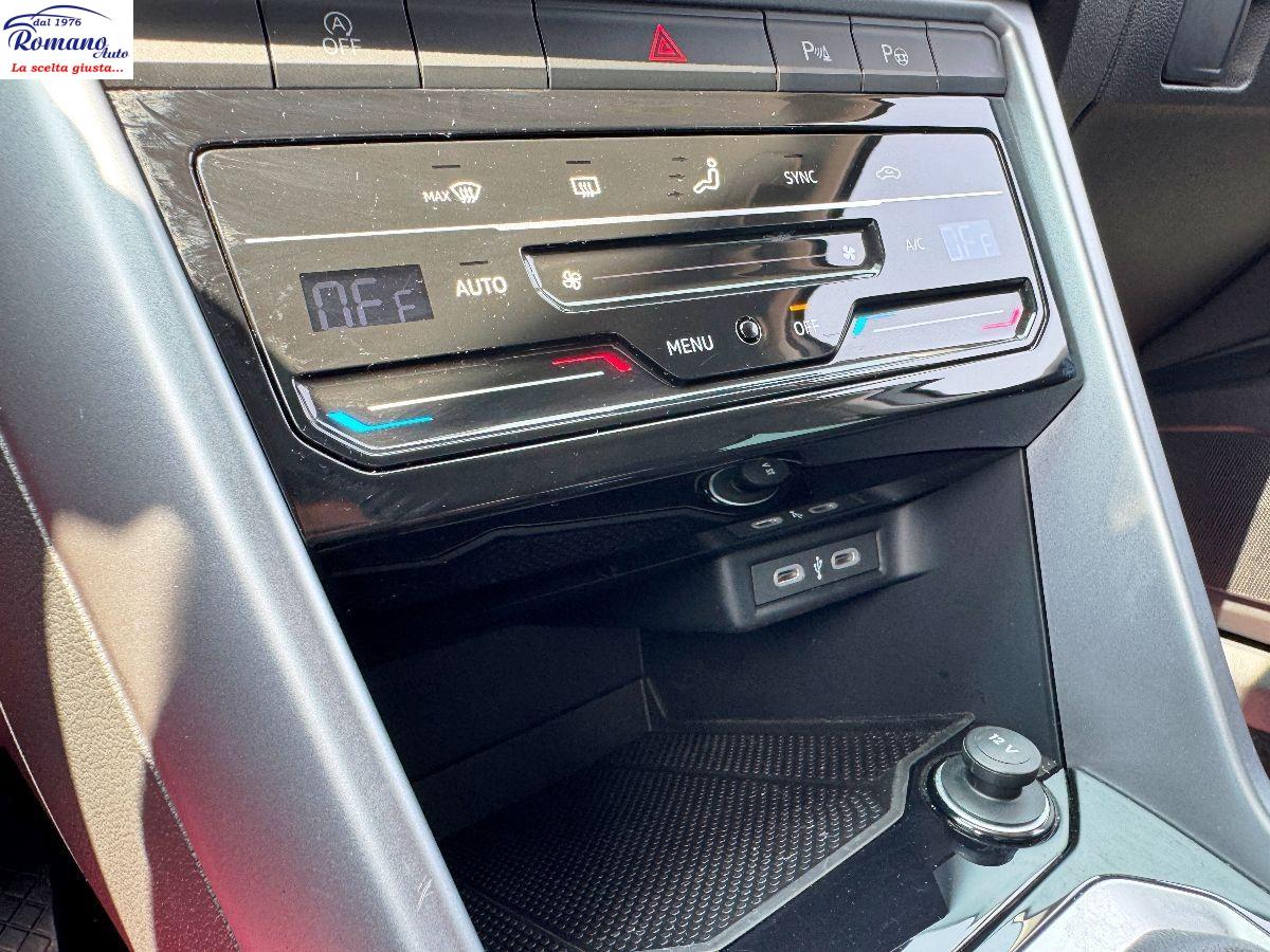 VOLKSWAGEN - T-Roc 2.0 tdi Life 115cv#VIRTUAL COCKPIT!