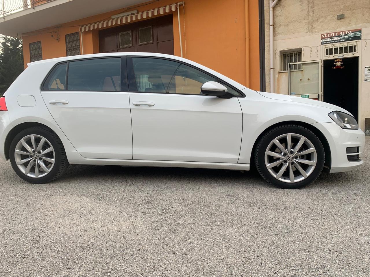 Volkswagen Golf 1.6 TDI 5p. Highline BlueMotion Technology