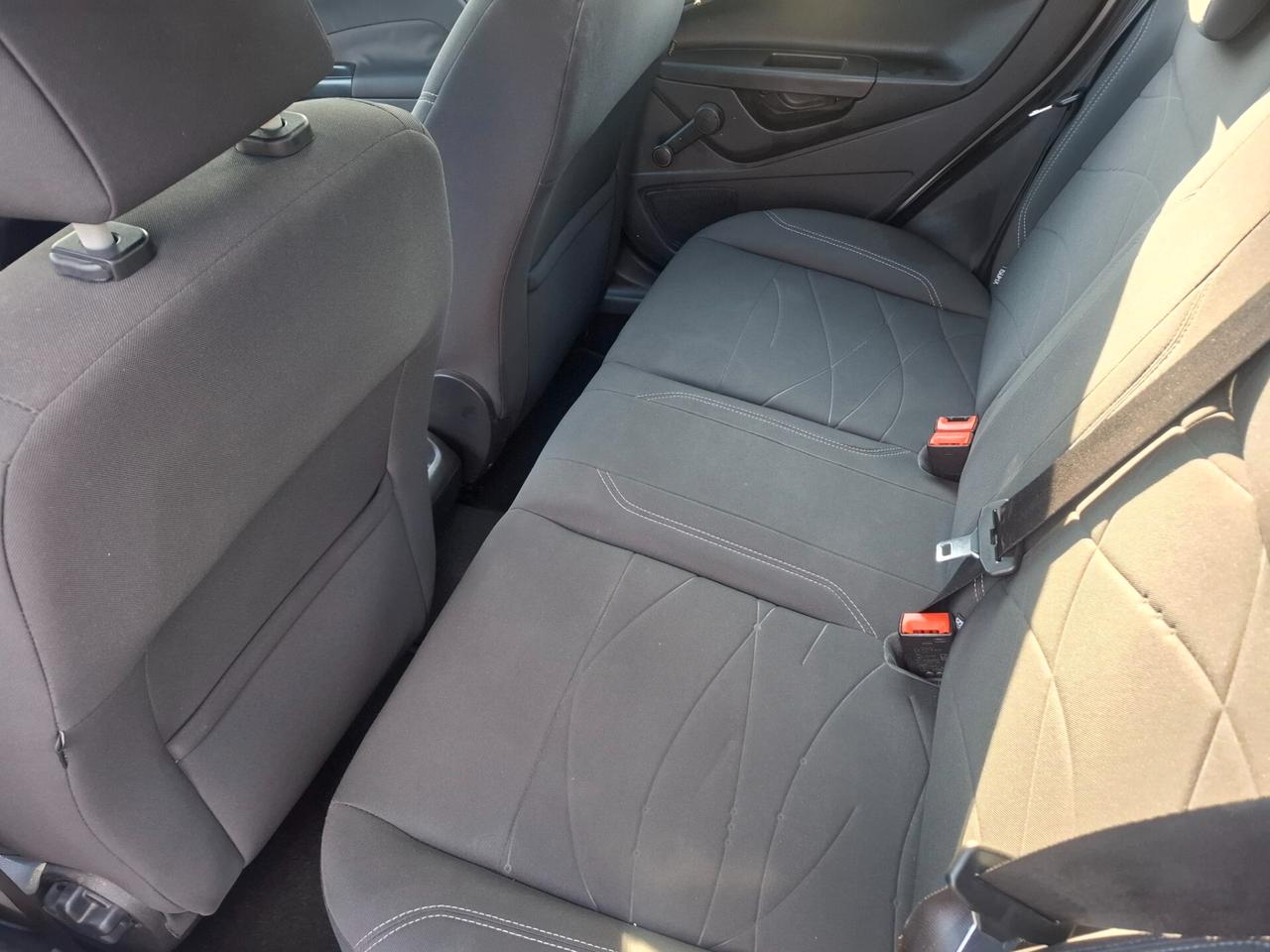 Ford Fiesta 1.0 80CV 5 porte Titanium